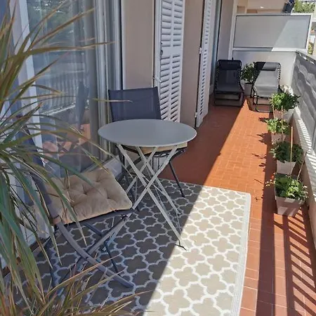 Bel Appartement, Center Apartment *